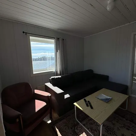 Nyaraló Koselig Liten Rorbu I Lofoten